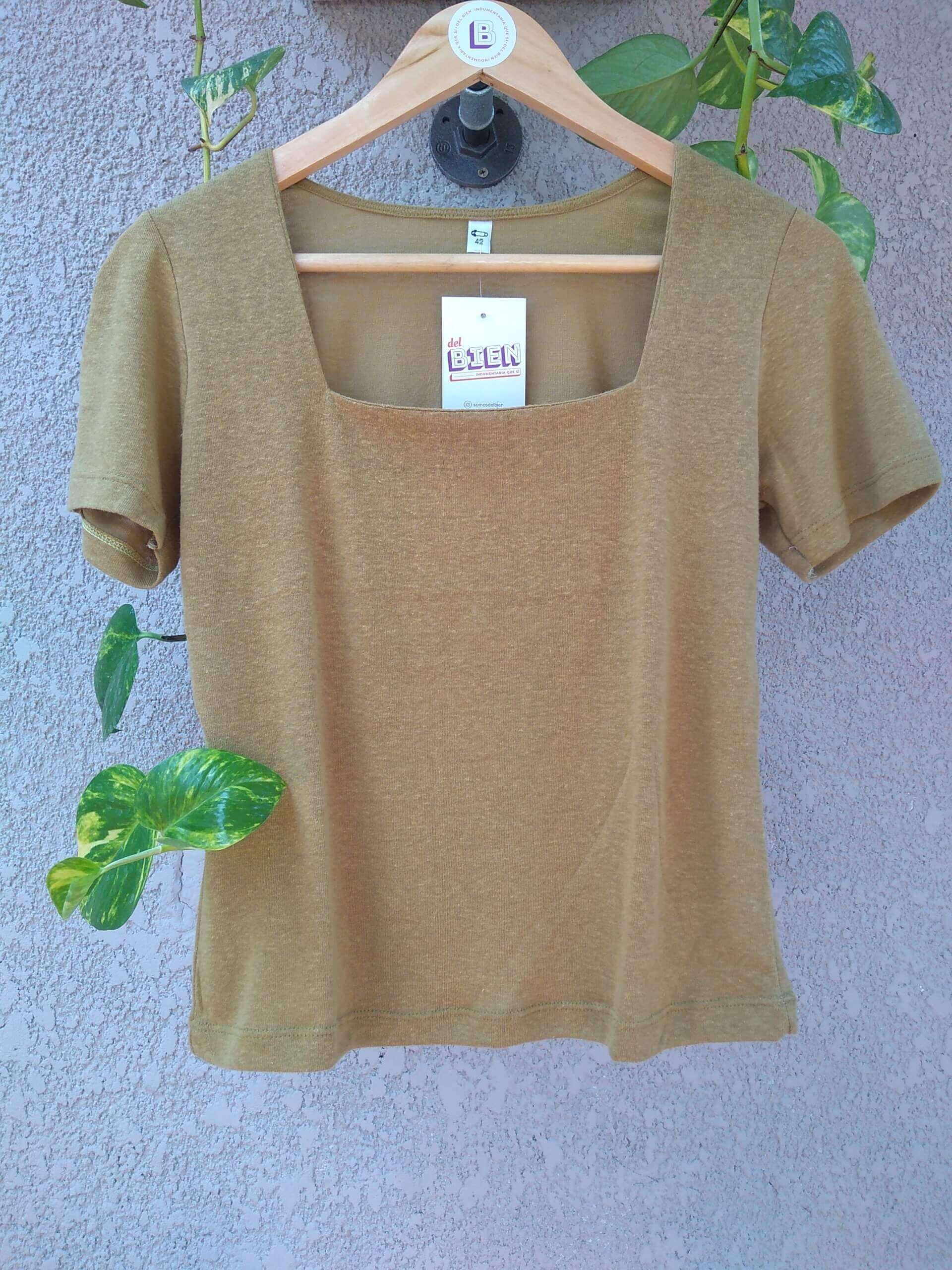 DELBIEN - Remera Voyagers